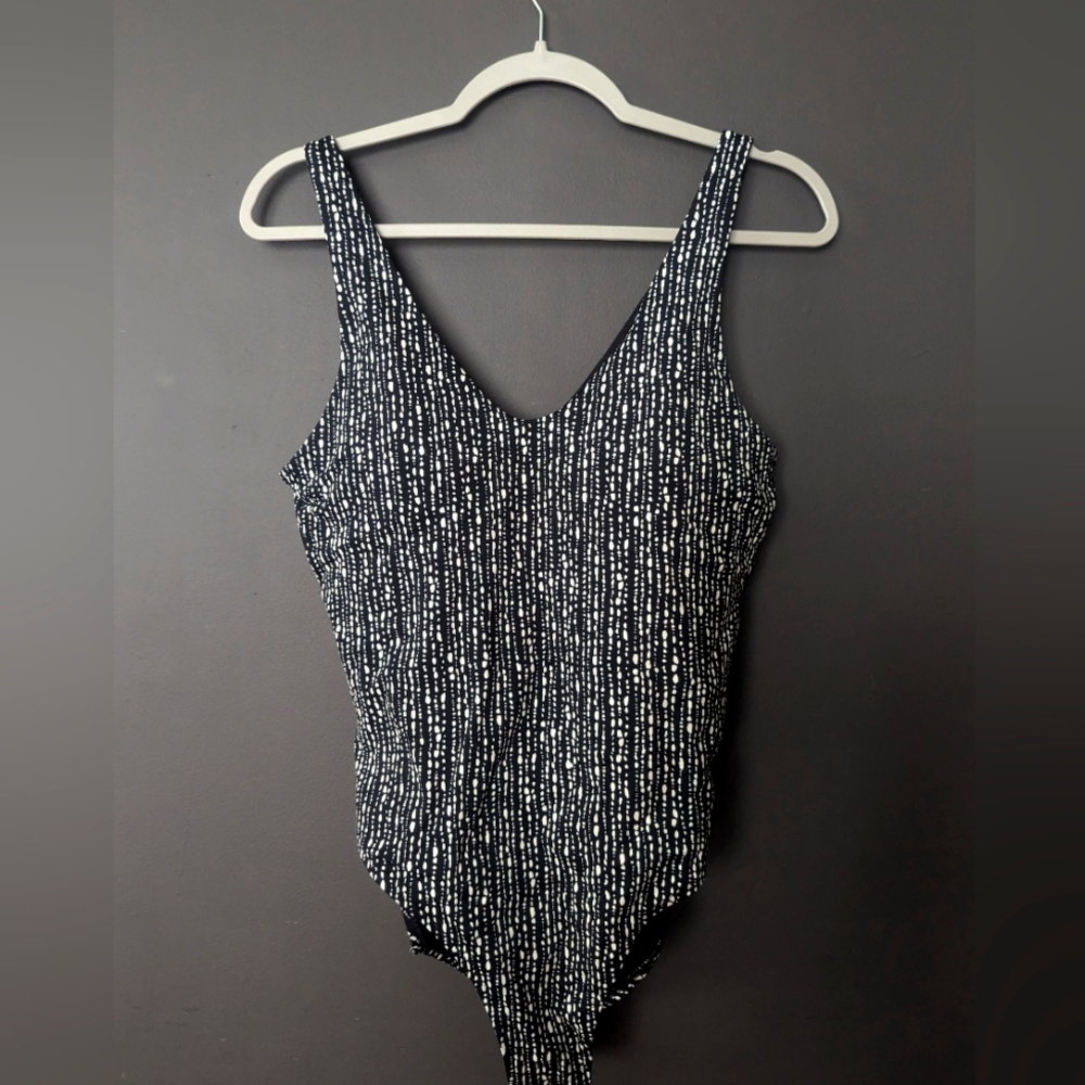 ATHLETA Seychelles One Piece Swimsuit M 8/10 -